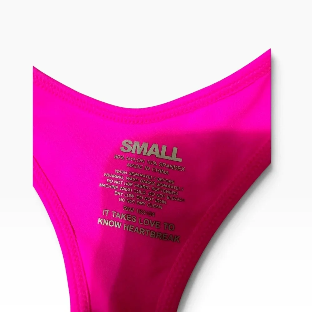 Heartbreak Women's sendy sports bra neon pink Athleisure Racerback Small NEW